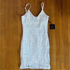 White lace dress